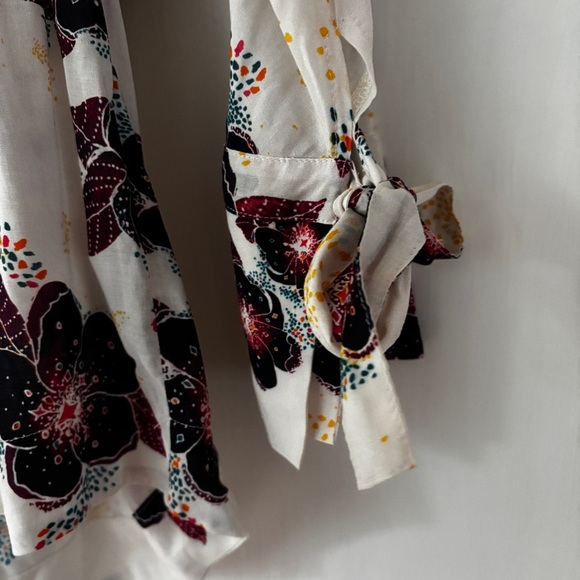 Free People Tuscan Dreams Tunic Size Small Flowy Floral Boho Bohemian Blouse EUC - Picture 6 of 13